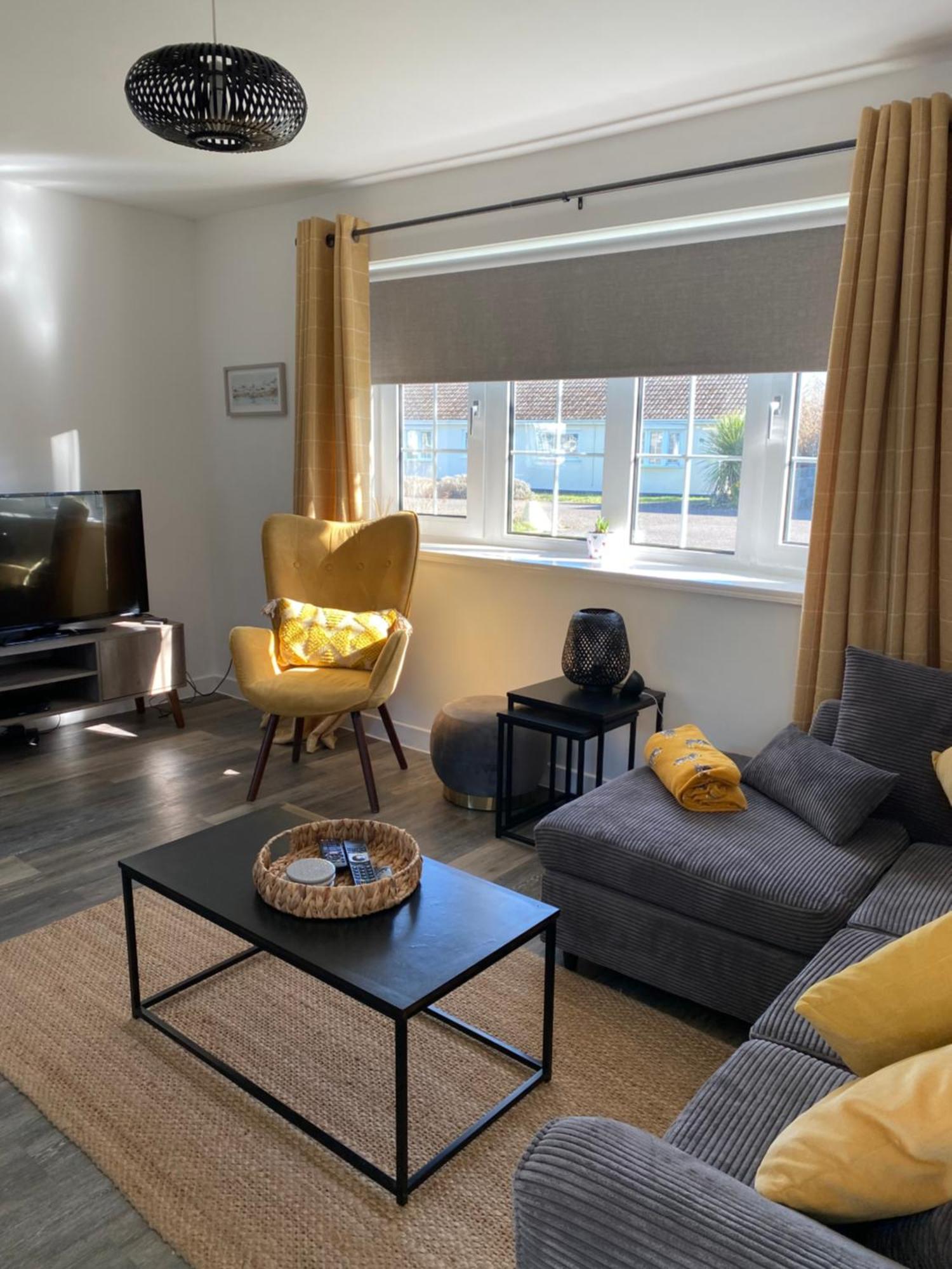 44 Gower Holiday Village Ty Gwyr Cosy 2 Bedroom Chalet 斯旺西 外观 照片